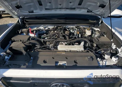 2024 Toyota Tacoma Double Cab z USA, uszkodzony, nr VIN 3TMKB5FN2RM005763